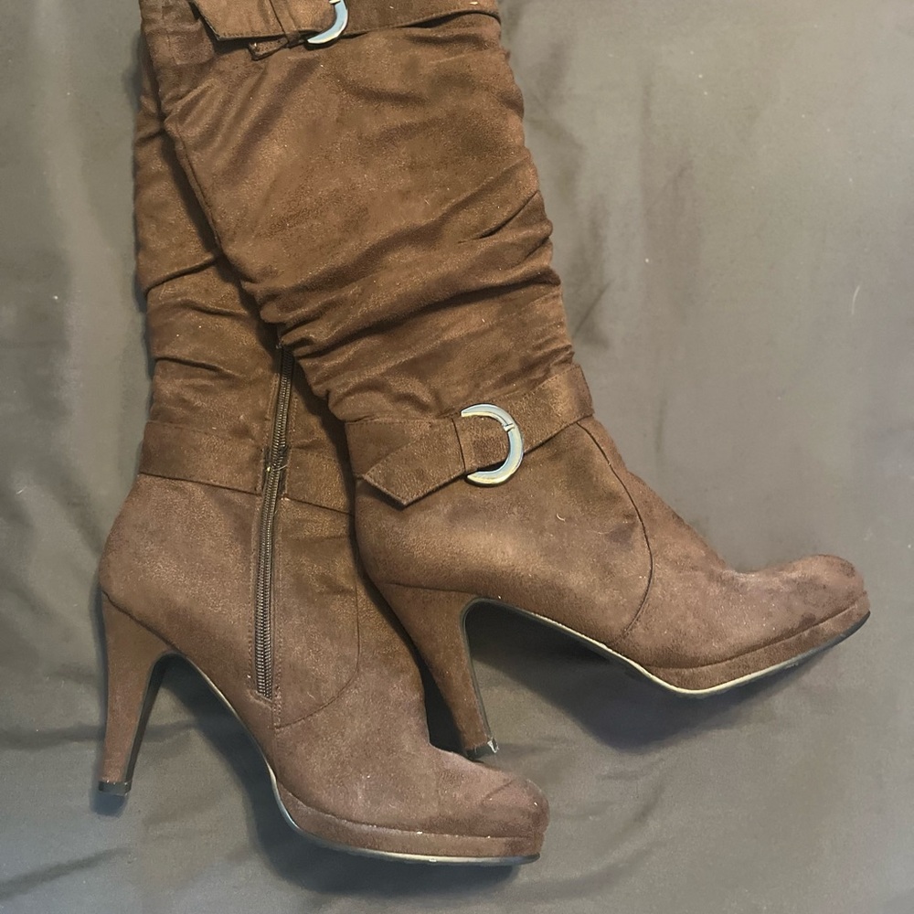 Whatever Forever Brown Heeled Boots with Slouchy Design
